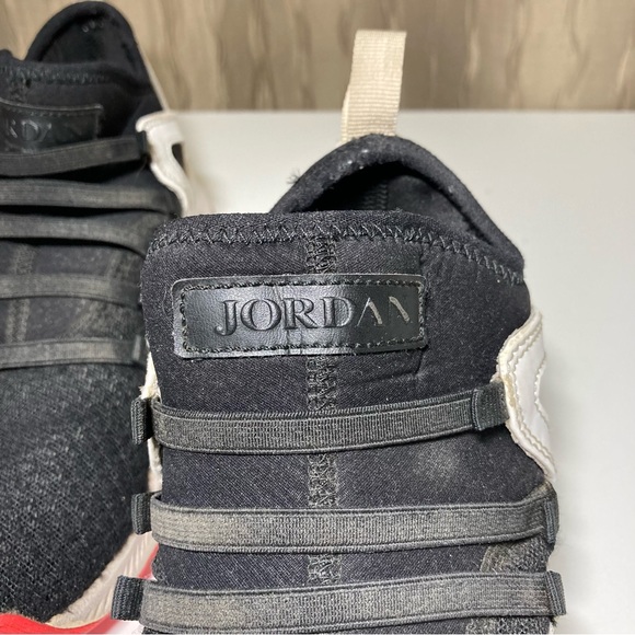 Nike Air Jordan Formula 23 Mid White Black Red Trainer 881470-009 Youth Size 5Y - Picture 11 of 15